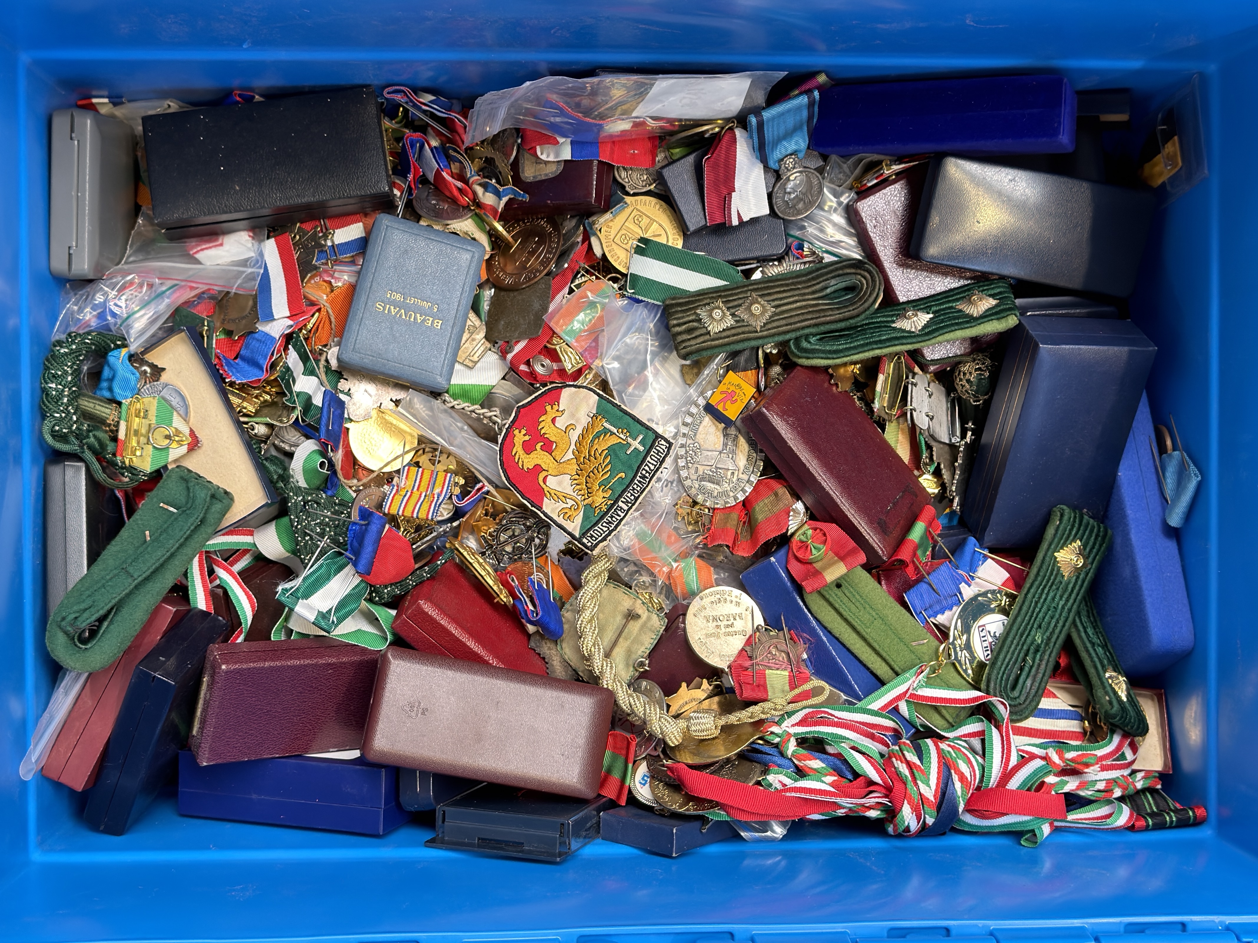 European Civilian Medals Mixed Lot _2.jpg
