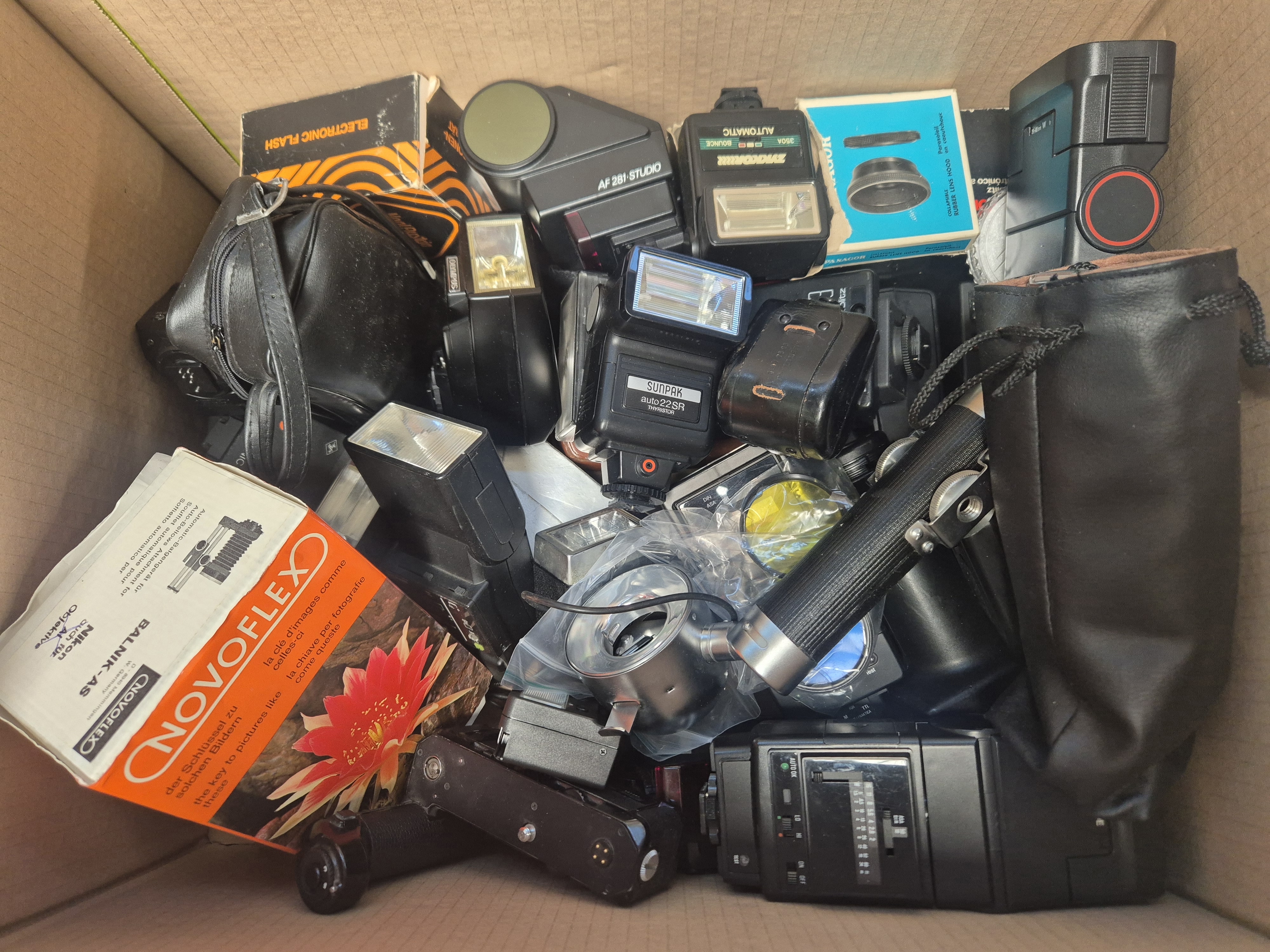Camera Accessories Bundle Assorted .jpg