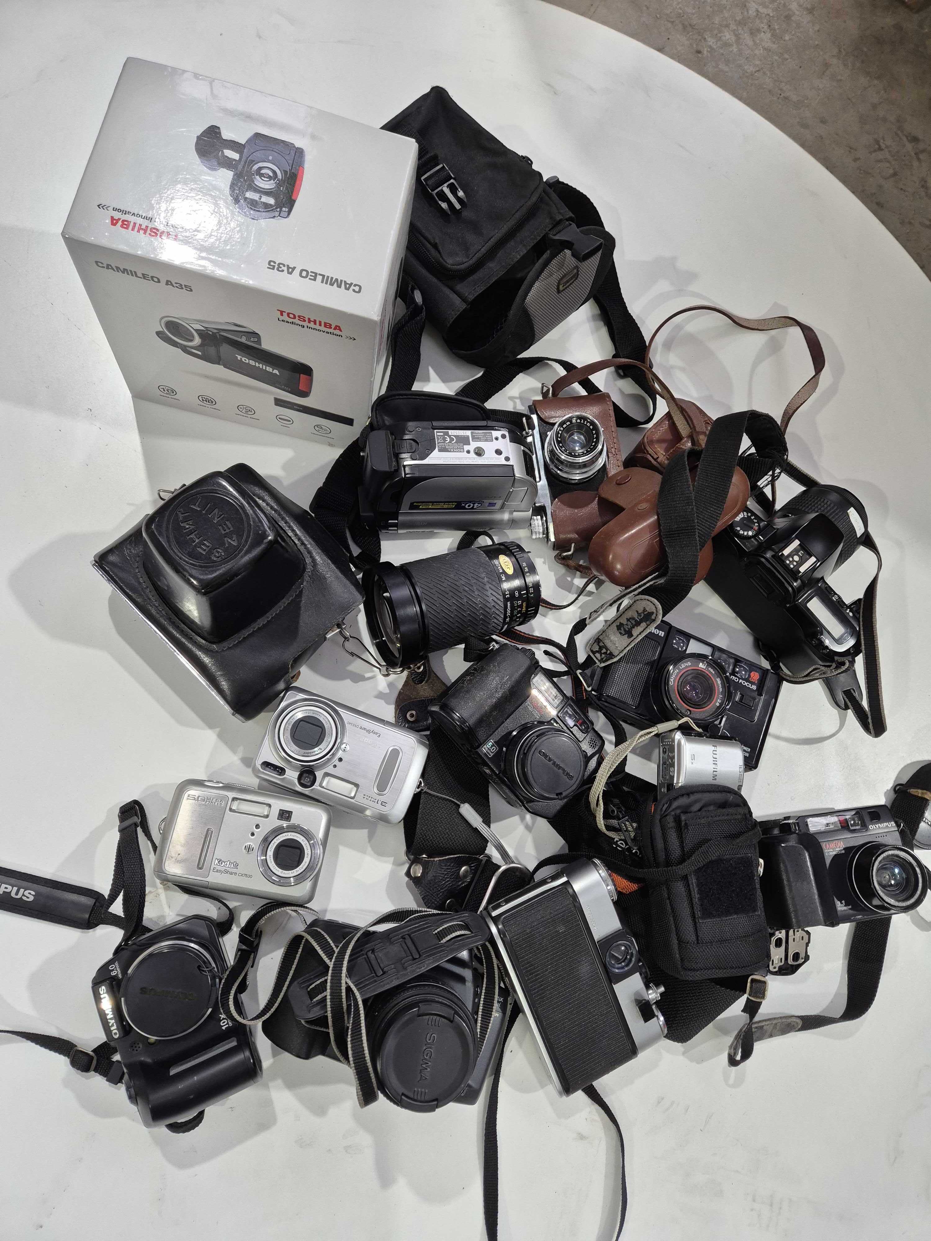 Cameras - Mixed 01.jpg